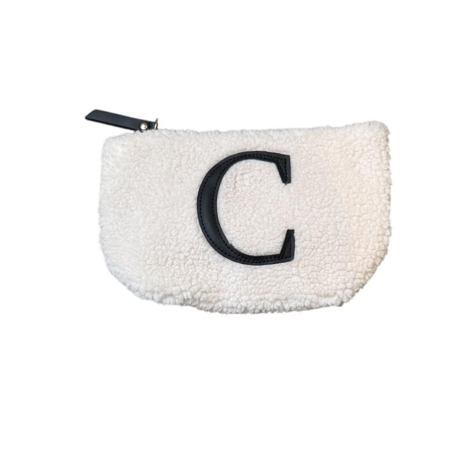 C INITIAL SHERPA POUCH