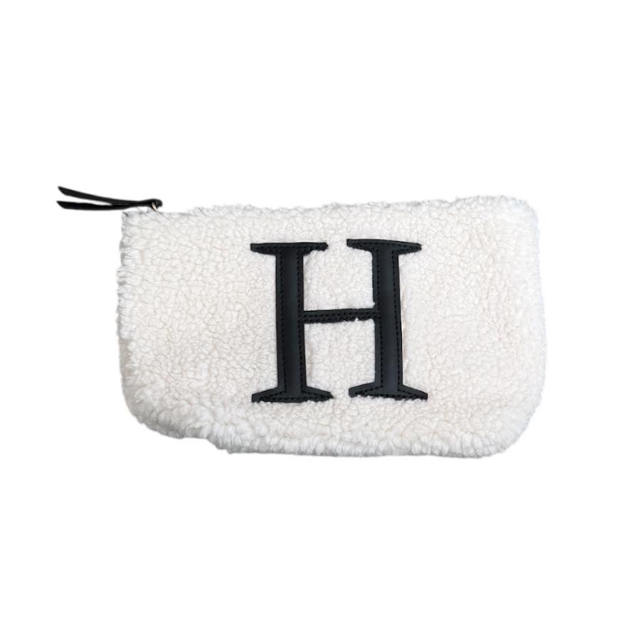 H INITIAL SHERPA POUCH