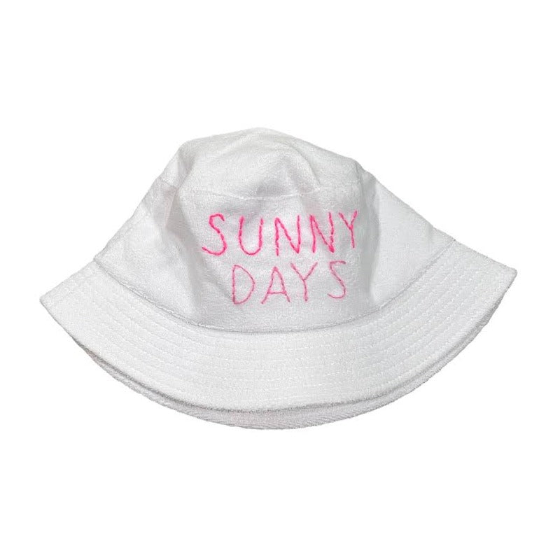 SUNNY DAYS BUCKET HAT
