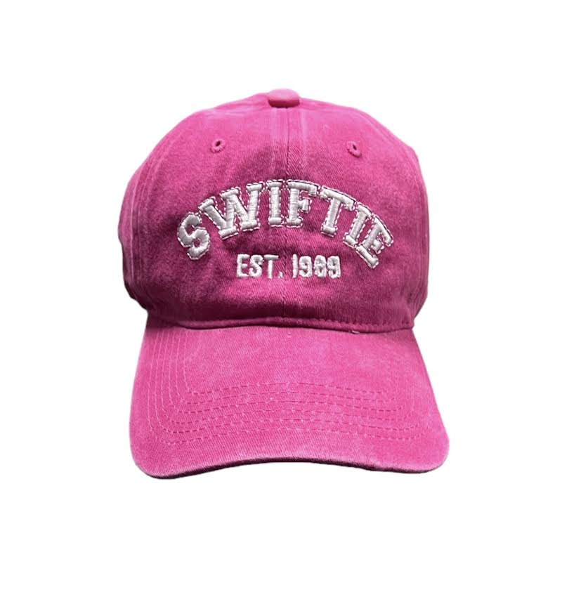 SWIFTIE PINK CAP