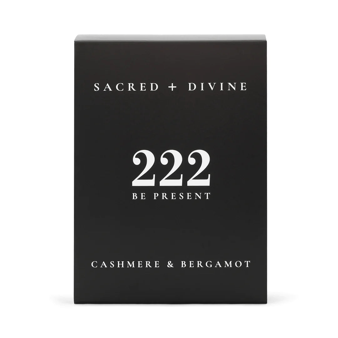 222 BE PRESENT CANDLE