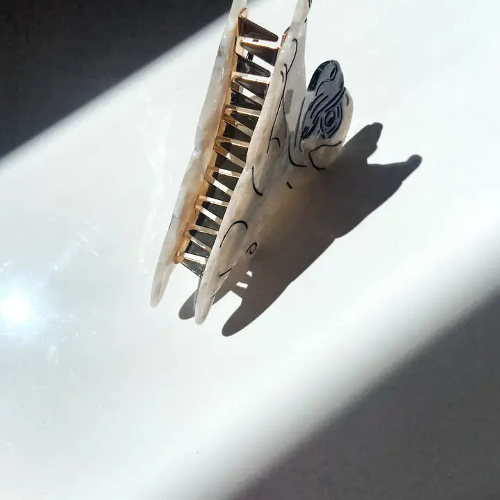 HAND PAINTED PUG DOG CLAW HAIR CLIP