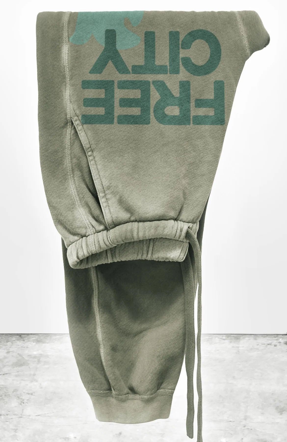 FREE CITY フリーシティ　スウェット　ボーダー　NEIGHBORHOOD FREE CITY フリーシティ スウェット ボーダー NEIGHBORHOOD FREE CITY