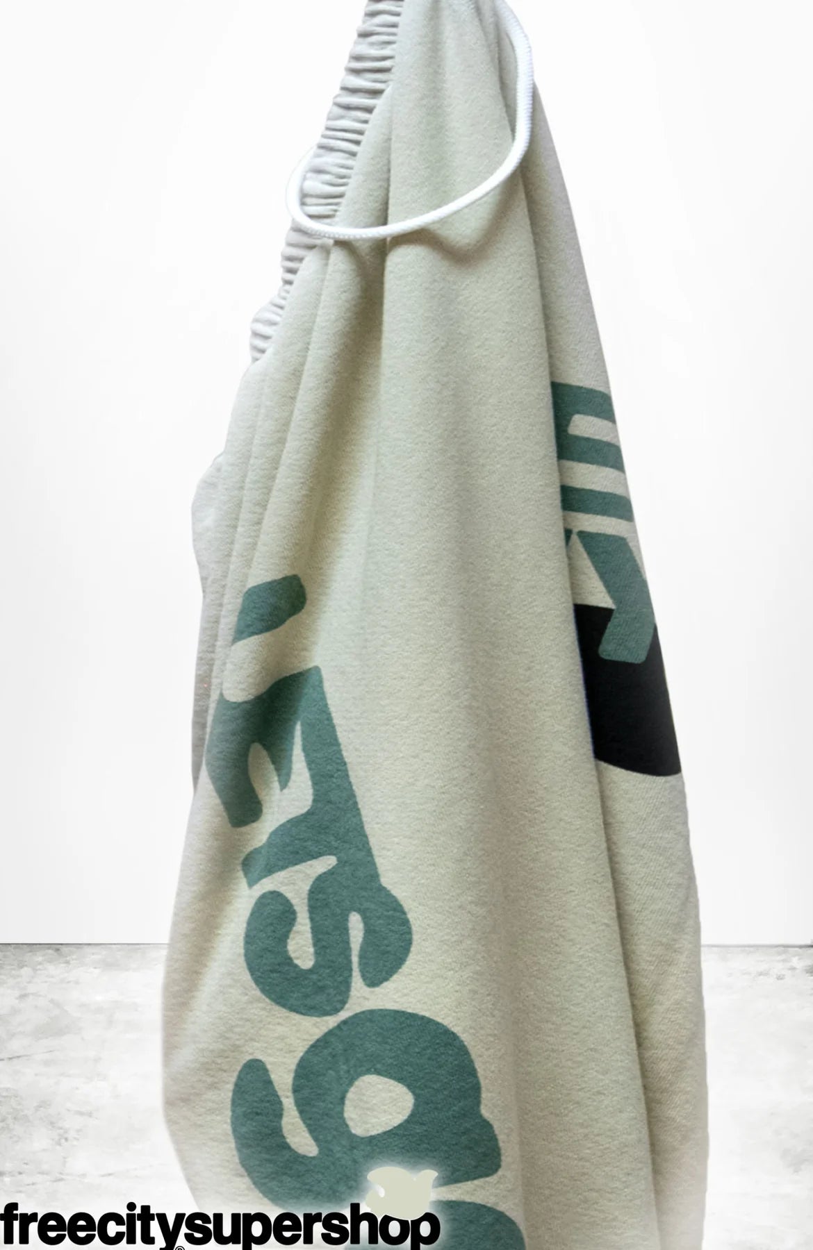 FREECITYLETSGO SUPERVINTAGE OG SWEATPANT - BONES POWDER