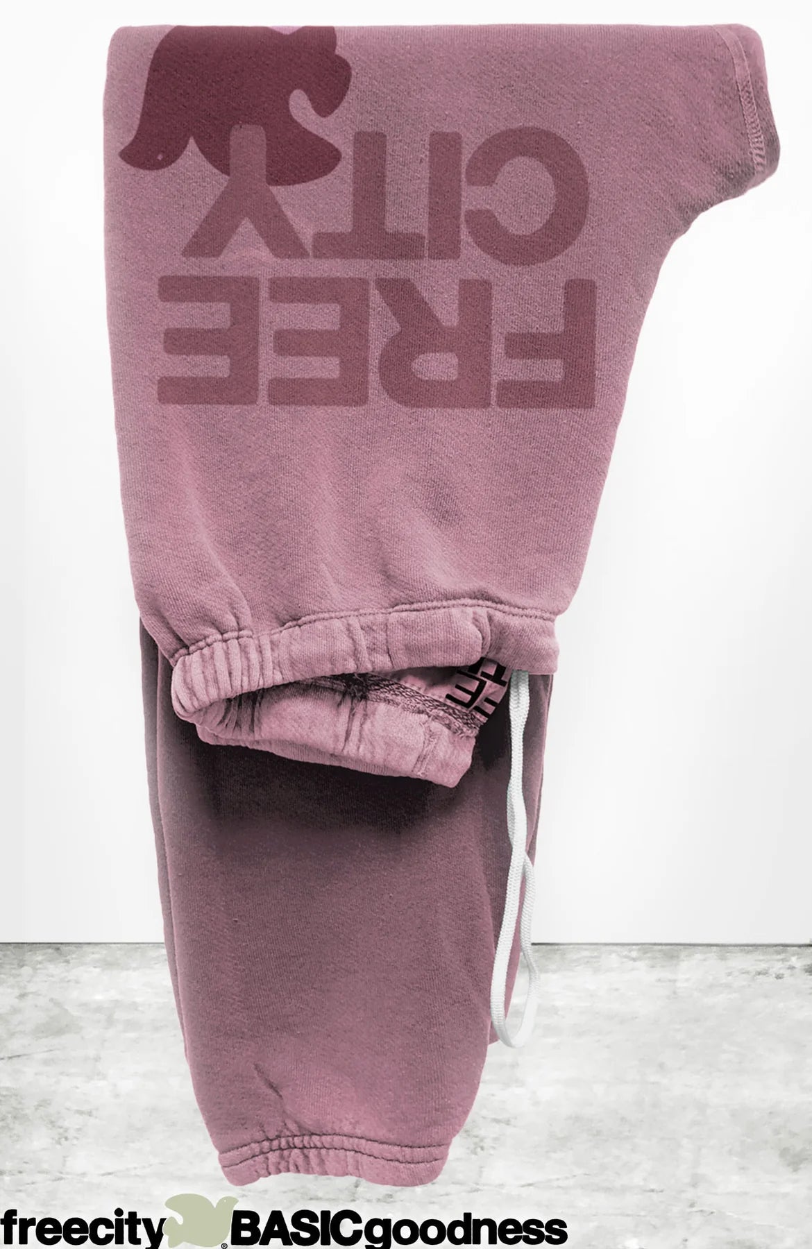 FREECITY LARGE SWEATPANT - MAKEUP