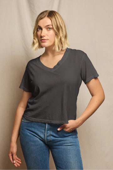 WOMENS HENDRIX BOXY V NECK TEE - VINTAGE BLACK