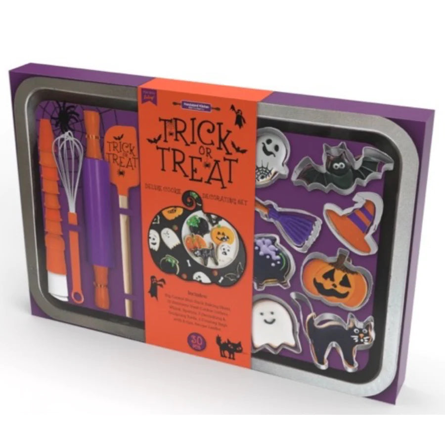 TRICK OR TREAT DELUXE COOKIE DECORATING SET