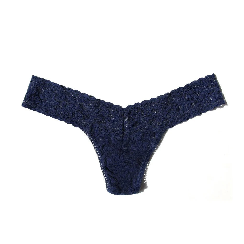 NAVY SIGNATURE LACE LOW RISE THONG