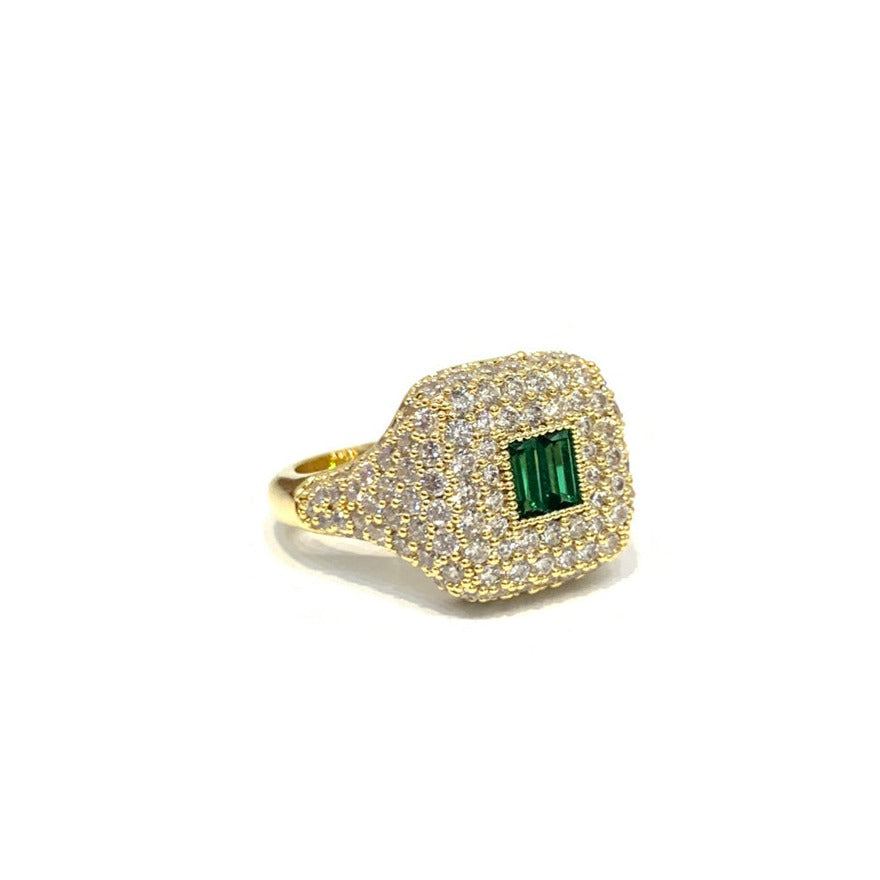 GOLD EMERALD LONDON PINKY RING